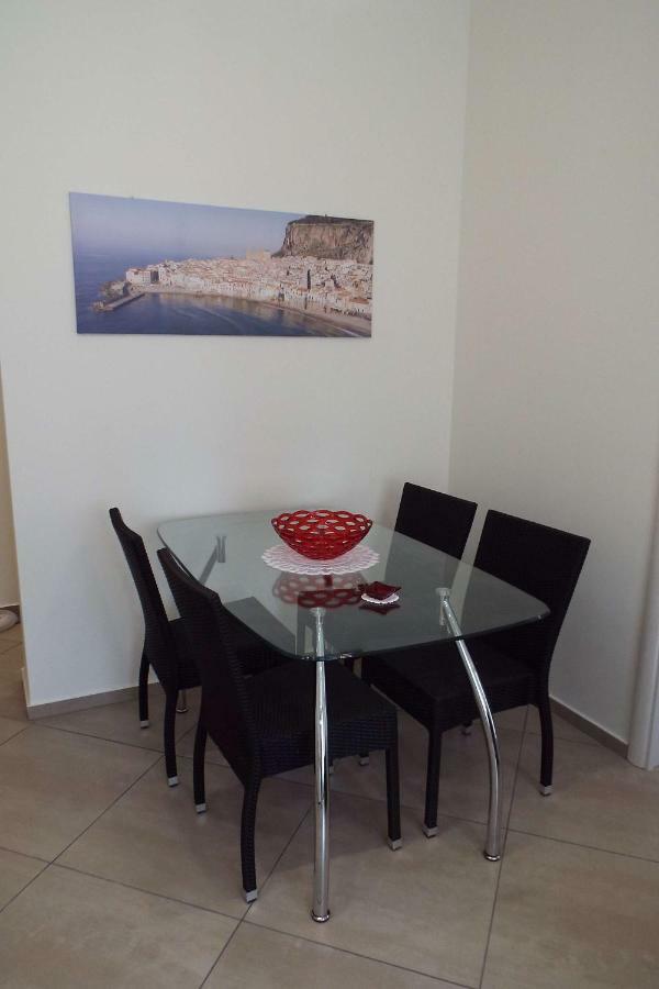 Cefalu Studio Room And Apartments Eksteriør billede