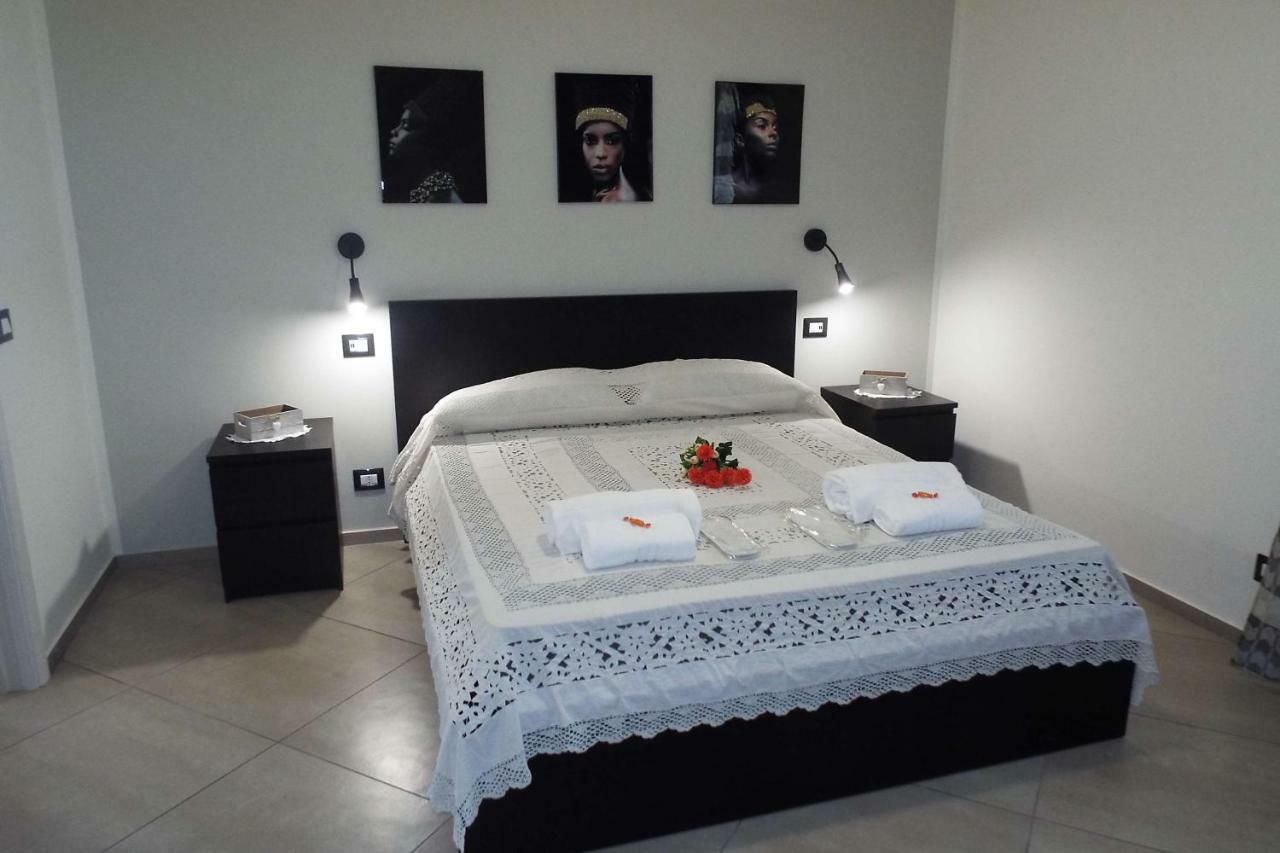 Cefalu Studio Room And Apartments Eksteriør billede